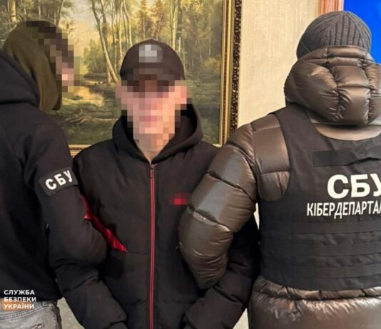 Поблизу Павлограда СБУ затримала групу підпалювачів, які нищили військові авто