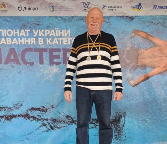 «Легенда» Павлограда Юрій Дащенко привіз нагороди з Чемпіонату України з плавання