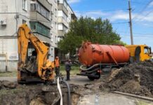 У Павлограді тривають роботи з очищення каналізаційних мереж
