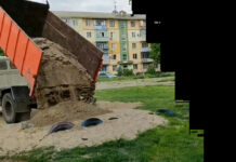 У павлоградські двори завезли пісок