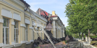 У Павлограді згорів дах вокзалу