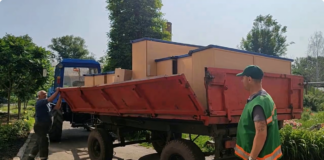 Дітям-сиротам передали меблі з Німеччини