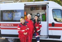 У Павлограді чоловік стрибнув з вікна: його госпіталізували з тяжкими травмами