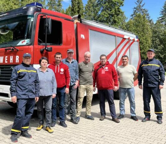 Троїцька громада Павлоградщини отримала пожежний автомобіль від міжнародних партнерів