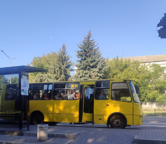 Сьогодні у Павлограді працюватимуть додаткові автобусні маршрути