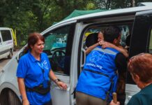 Транзитний центр у Павлограді — найбільший хаб, який приймає евакуйованих на першому етапі