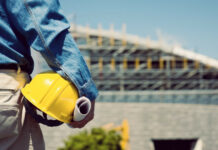 Уряд збільшив щомісячні виплати для людей, які постраждали на виробництві