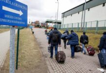 Військовозобов’язаним чоловікам за кордоном може загрожувати кримінальне переслідування, якщо вони не повернуться