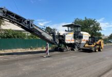 На Дніпропетровщині триває ремонт прифронтових доріг