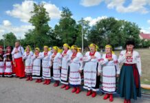 Народні фольклорні ансамблі Павлоградщини заспівали козацьких пісень