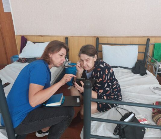 У Павлограді дві літні подруги з Донеччини, які залишилися без житла, знайшли прихисток