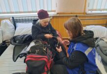 Її будинок згорів у день народження, але вона вижила: історія бабусі з Костянтинівки, евакуйованої до Павлограда