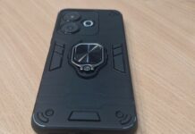 У Павлограді чоловік викрав телефон у літньої жінки