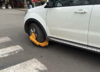 Як у Павлограді борються зі стихійним паркуванням?