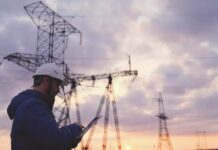 На селищі ім. 18 вересня тривають ремонтно-відновлювальні роботи з відновлення енергопостачання