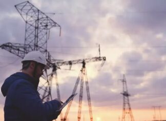 На селищі ім. 18 вересня тривають ремонтно-відновлювальні роботи з відновлення енергопостачання