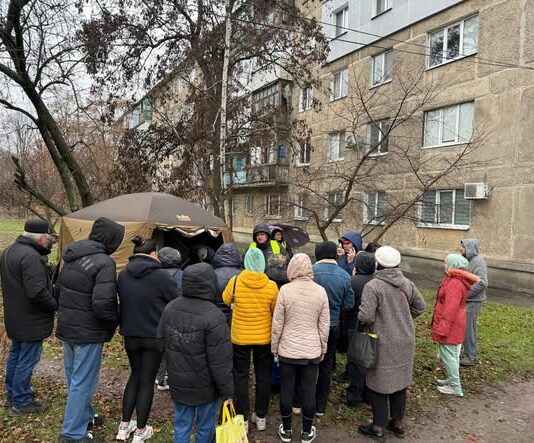 У Павлограді внаслідок ворожої атаки пошкоджені житлові будинки, інфраструктура, гаражі, автівки