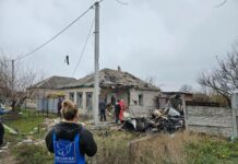 Павлоград після обстрілу: «Проліска» допомагає відновлювати зруйновані домівки