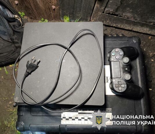 На Павлоградщині зловмисник побив односельця каструлею та пограбував його