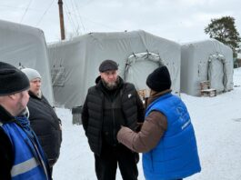 Через оголошену примусову евакуацію на Синельніківщині у транзитному центрі Павлограда побільшало людей