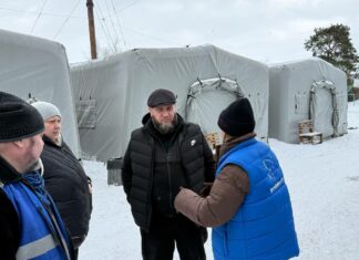 Через оголошену примусову евакуацію на Синельніківщині у транзитному центрі Павлограда побільшало людей