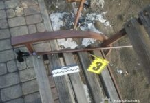 У Тернівці чоловік побив перехожого палицею