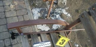 У Тернівці чоловік побив перехожого палицею