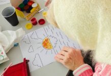 У Павлограді оголосили збір речей для евакуйованих у транзитному центрі