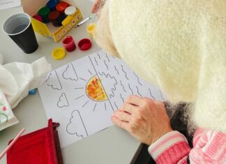 У Павлограді оголосили збір речей для евакуйованих у транзитному центрі