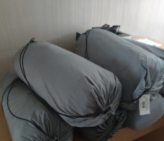 У Тернівці видали понад сотню «Теплих пакунків»