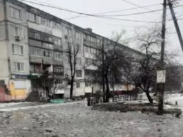 У Павлограді комунальники усувають наслідки підтоплення