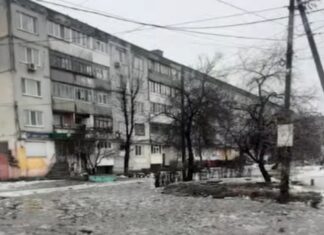 У Павлограді комунальники усувають наслідки підтоплення