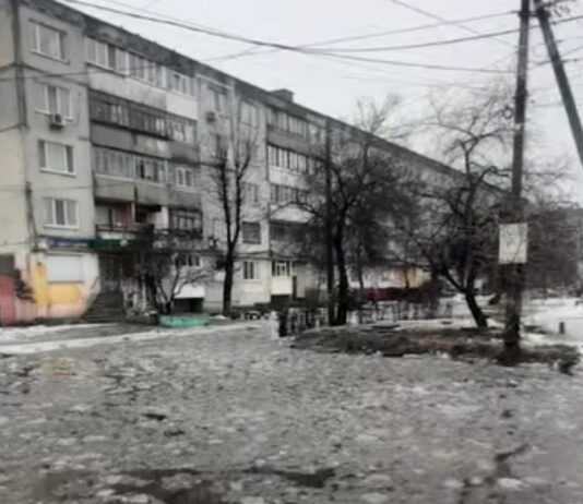 У Павлограді комунальники усувають наслідки підтоплення