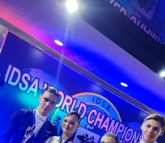 Павлоградські танцюристи везуть у місто повний комплект нагород з Чемпіонату Світу зі спортивних танців