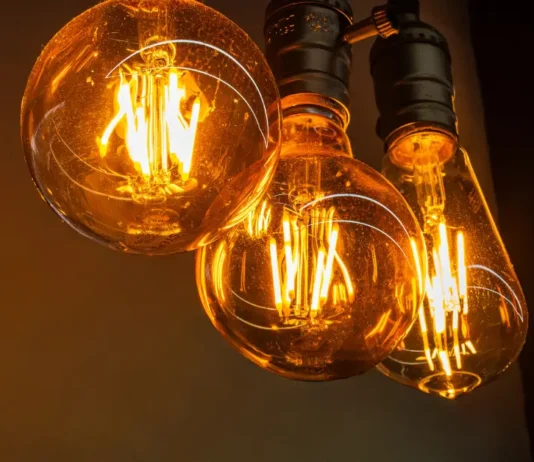 Через проведення планових робіт на деяких вулицях Павлограда не буде світла