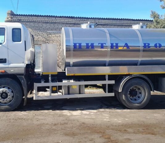 Павлоград отримав сучасну автоцистерну