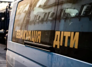 В Україні дозволили евакуйовувати дітей із зони бойових дій без згоди батьків