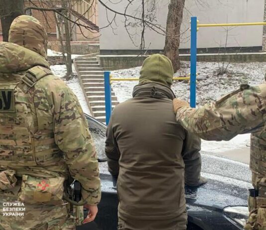 Мешканець Павлограда допомагав вивозити дезертирів