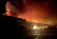 У Павлограді ворожі БпЛА атакували склад із сухариками та чипсами