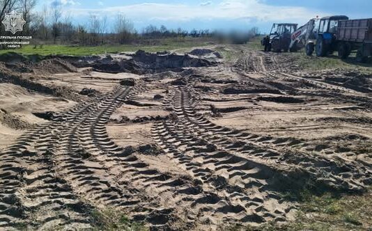 У Павлоградському районі незаконно видобували пісок