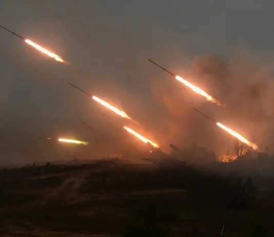 Ворог наніс по Павлограду комбінований ракетно-дроновий удар