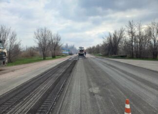 На Дніпропетровщині триває ремонт доріг