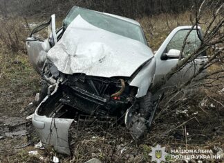 У Павлоградському районі внаслідок ДТП травмувався пасажир: водію повідомили про підозру