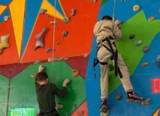 Ветерани Західного Донбасу підкорювали скеледром у Павлограді