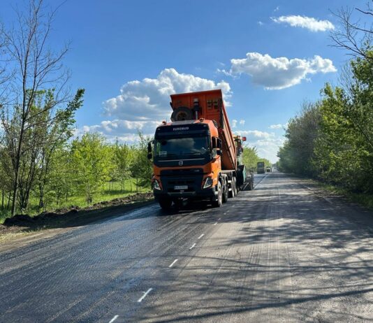 На трасі Мерефа – Лозова – Павлоград тривають ремонтні роботи