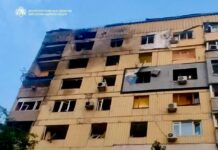 У Павлограді внаслідок ворожої атаки пошкоджена дев’ятиповерхівка
