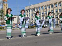 У Павлограді посмертно нагородили загиблих військовослужбовців