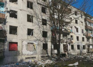 Мешканцям будинків, постраждалим від ворожої атаки 2 травня, допоможе чеська гуманітарна організація