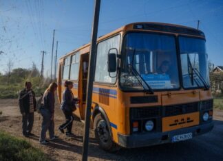 Соціальні автобуси на Павлоградщині стали справжнім порятунком для мешканців сільської місцевості