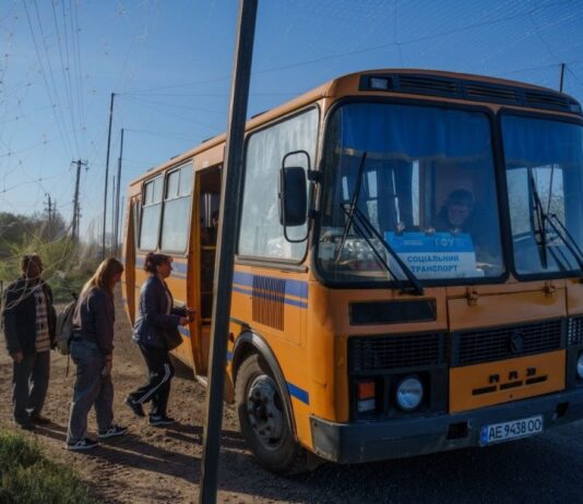 Соціальні автобуси на Павлоградщині стали справжнім порятунком для мешканців сільської місцевості